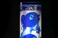 Vase aus geschliffenem Kristall blau SEB320MP