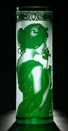 Vase aus geschliffenem Kristall grün SEB400ZP