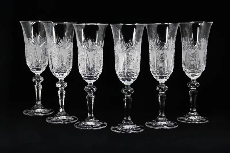 Geschliffene Weingläser JKS009