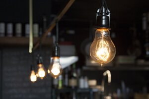 Was ist eine LED Glühfadenbirne?