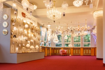Musterzimmer mit tschechischen Kronleuchtern - Artcrystal.cz