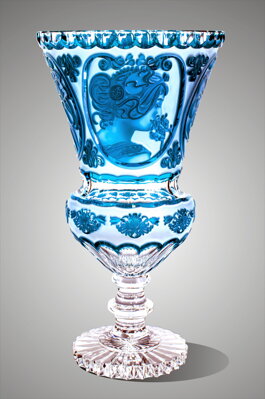 Vase aus geschliffenem Kristall blau A.Mucha SEB83046360M-M